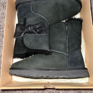 Black UGG Bailey Bow Boots Womens 7